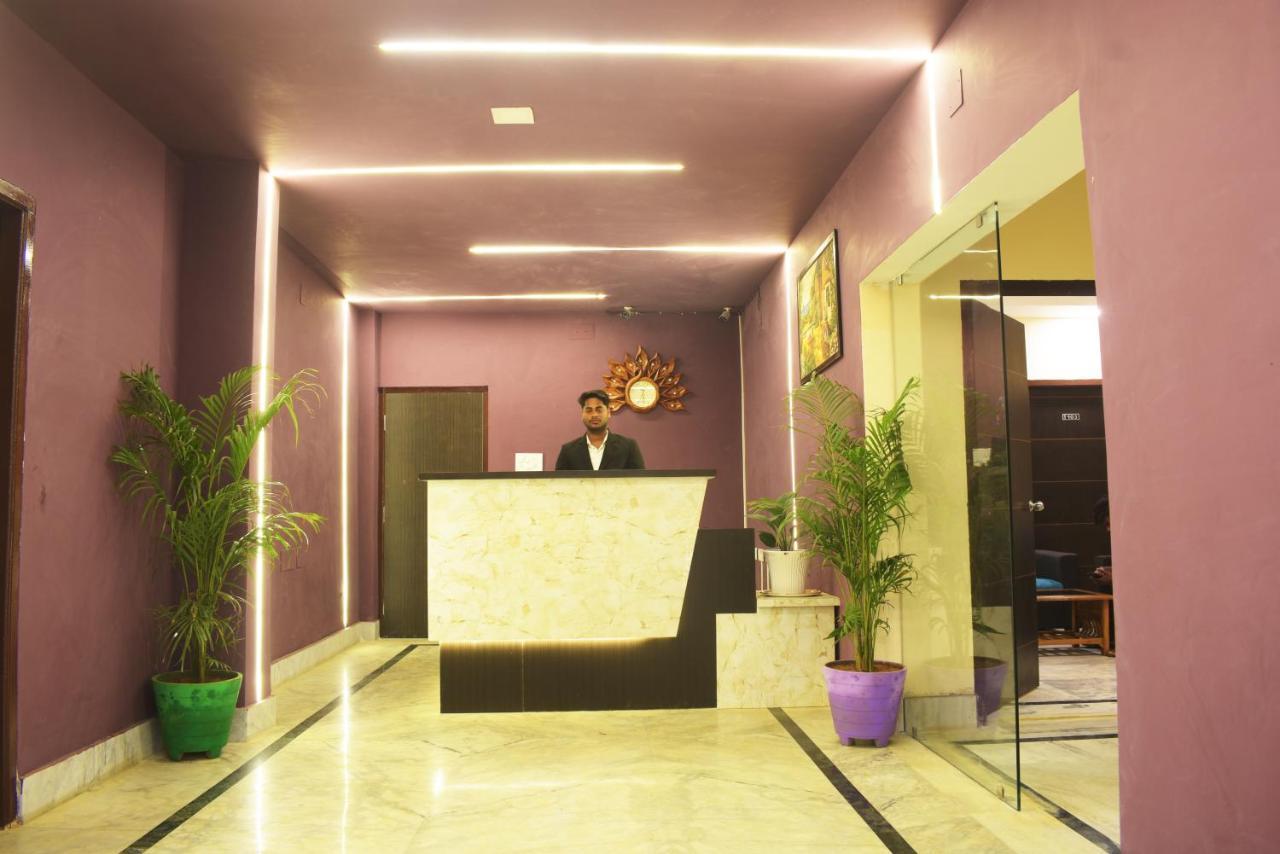 The Greenstar Inn Premium Бхубанешвар Екстер'єр фото